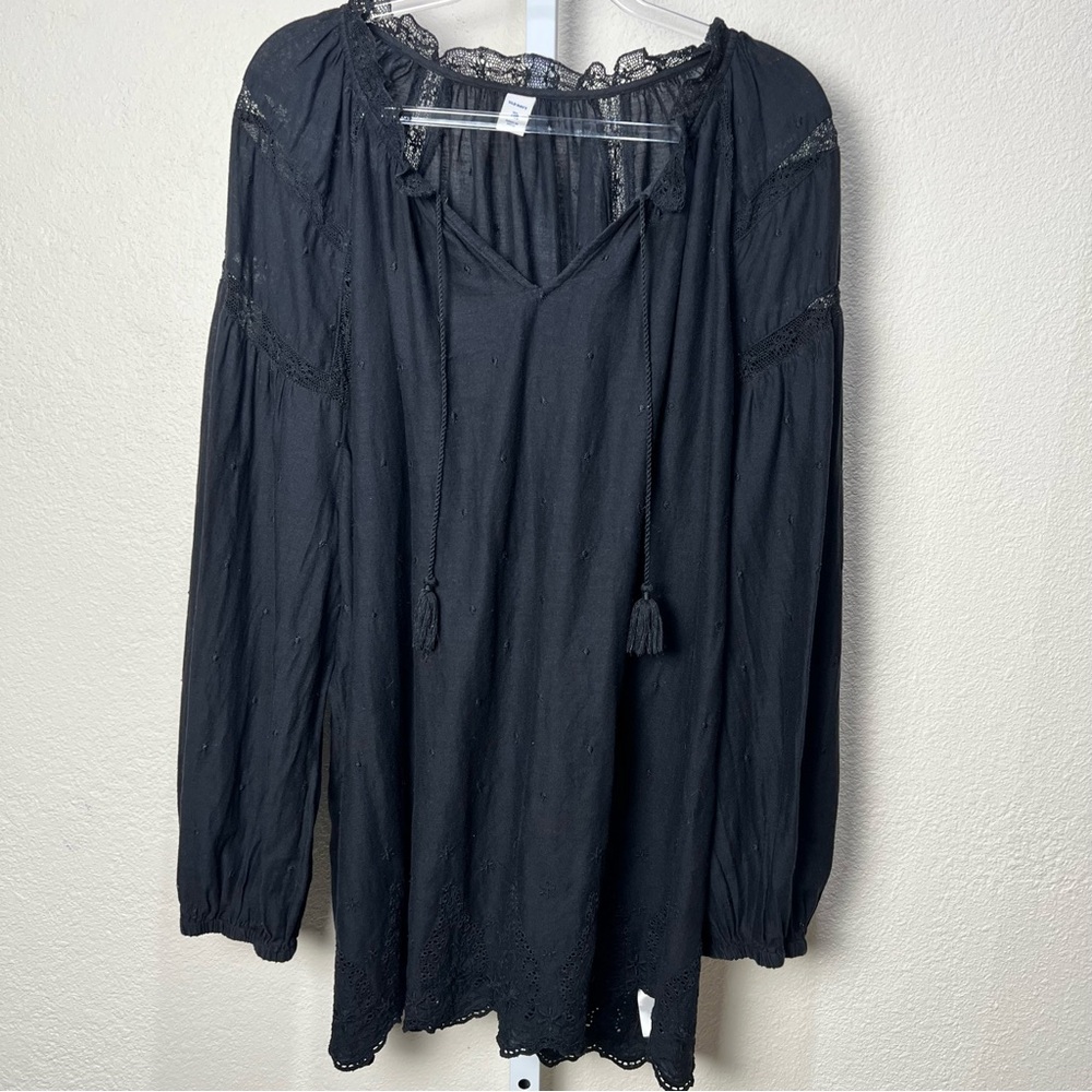 Old Navy Black Lace Trim Poet Blouse 3X Whimsigoth Dark Romantic Peasant - Picture 2 of 9